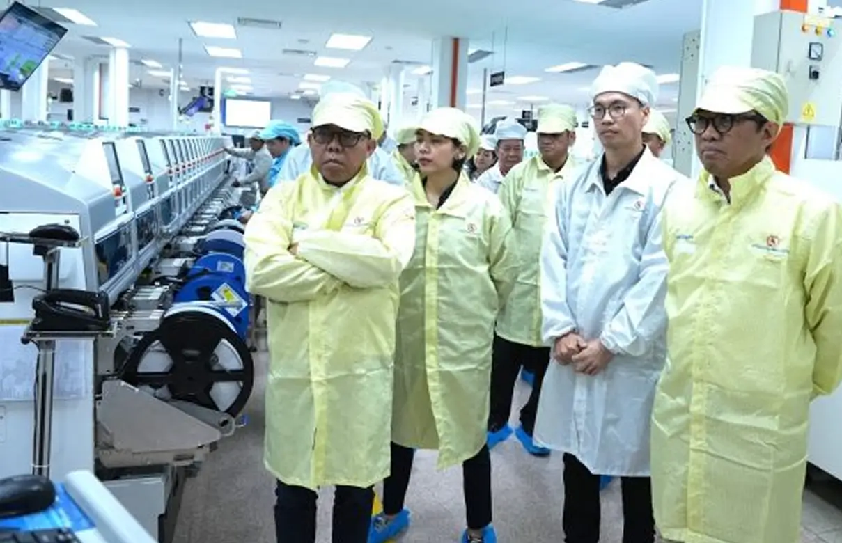 Keren! Sat Nusapersada Bukti Indonesia Mampu Produksi Ponsel